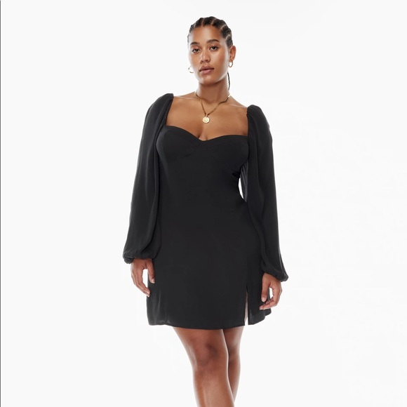 Aritzia Dresses & Skirts - Aritiza Wilfred Novella Dress NWT